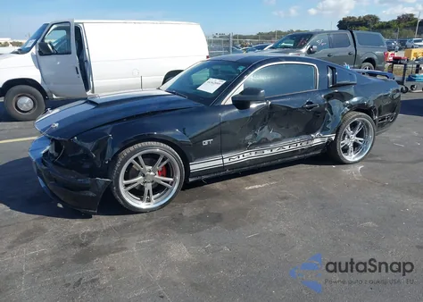 2006 Ford Mustang Gt z USA, uszkodzony, nr VIN 1ZVFT82H465247758